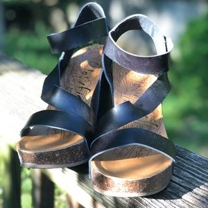 Blowfish Hapuku shoes: black size 10